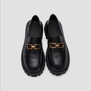 NWT Lattelier black leather lug sole loafers